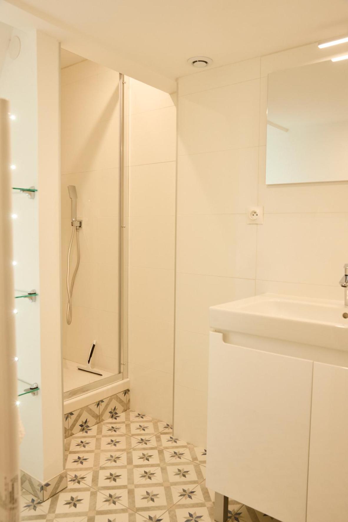 Tinyhouse Experience In Beaujolais Appartement Villefranche-sur-Saône Buitenkant foto