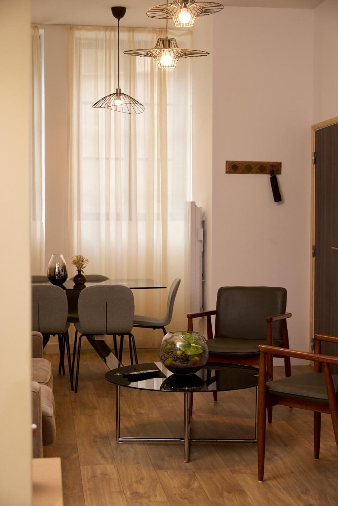 Tinyhouse Experience In Beaujolais Appartement Villefranche-sur-Saône Buitenkant foto
